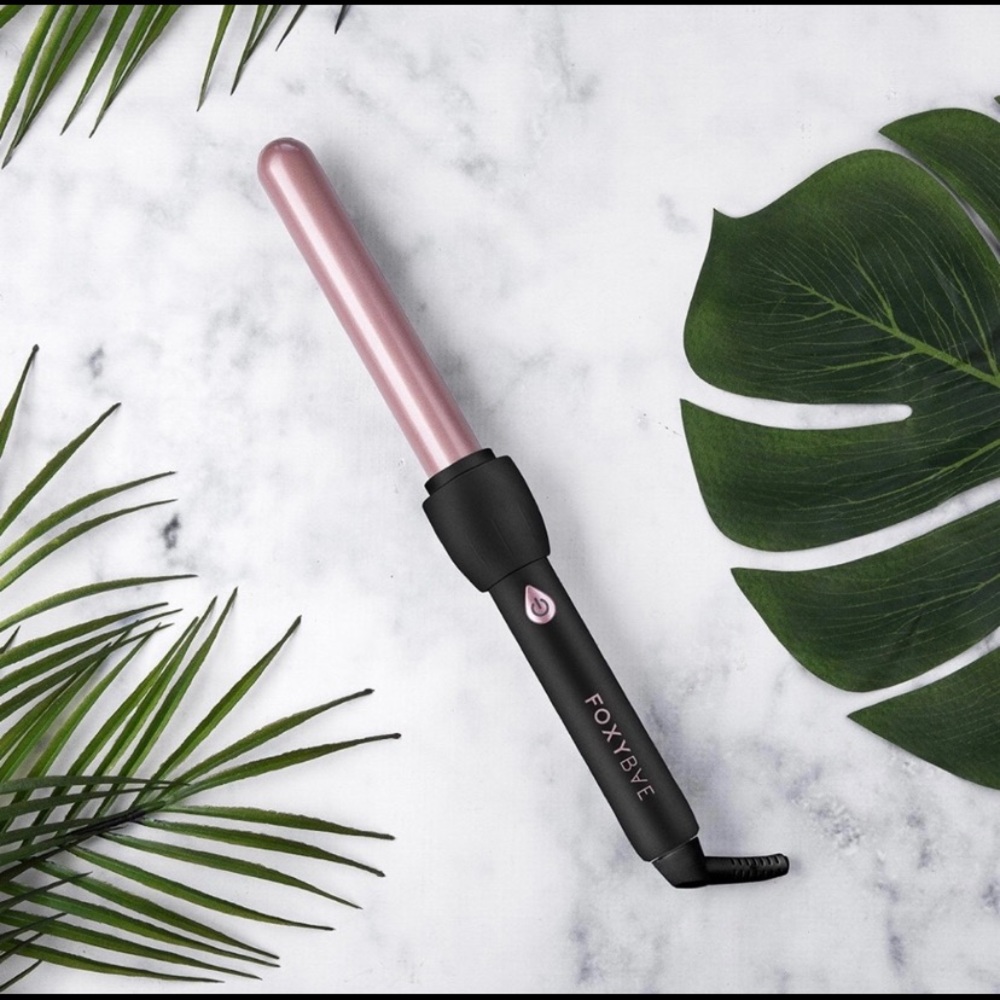 Foxy Bae 25mm curling wand